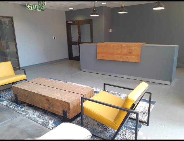2,562M² OFFICE TO LET IN IRENE